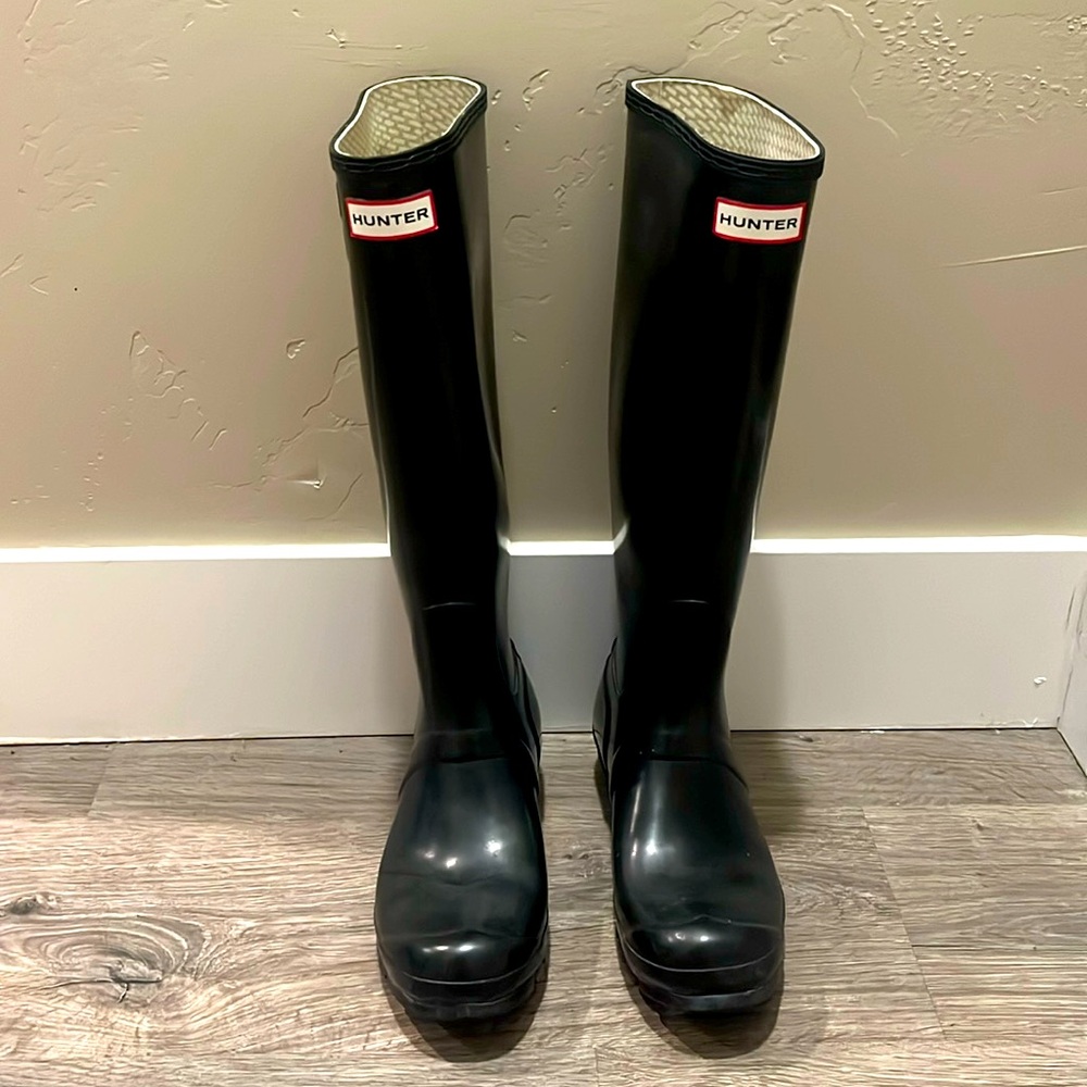 Hunter Original Tall Rain Boots size 7